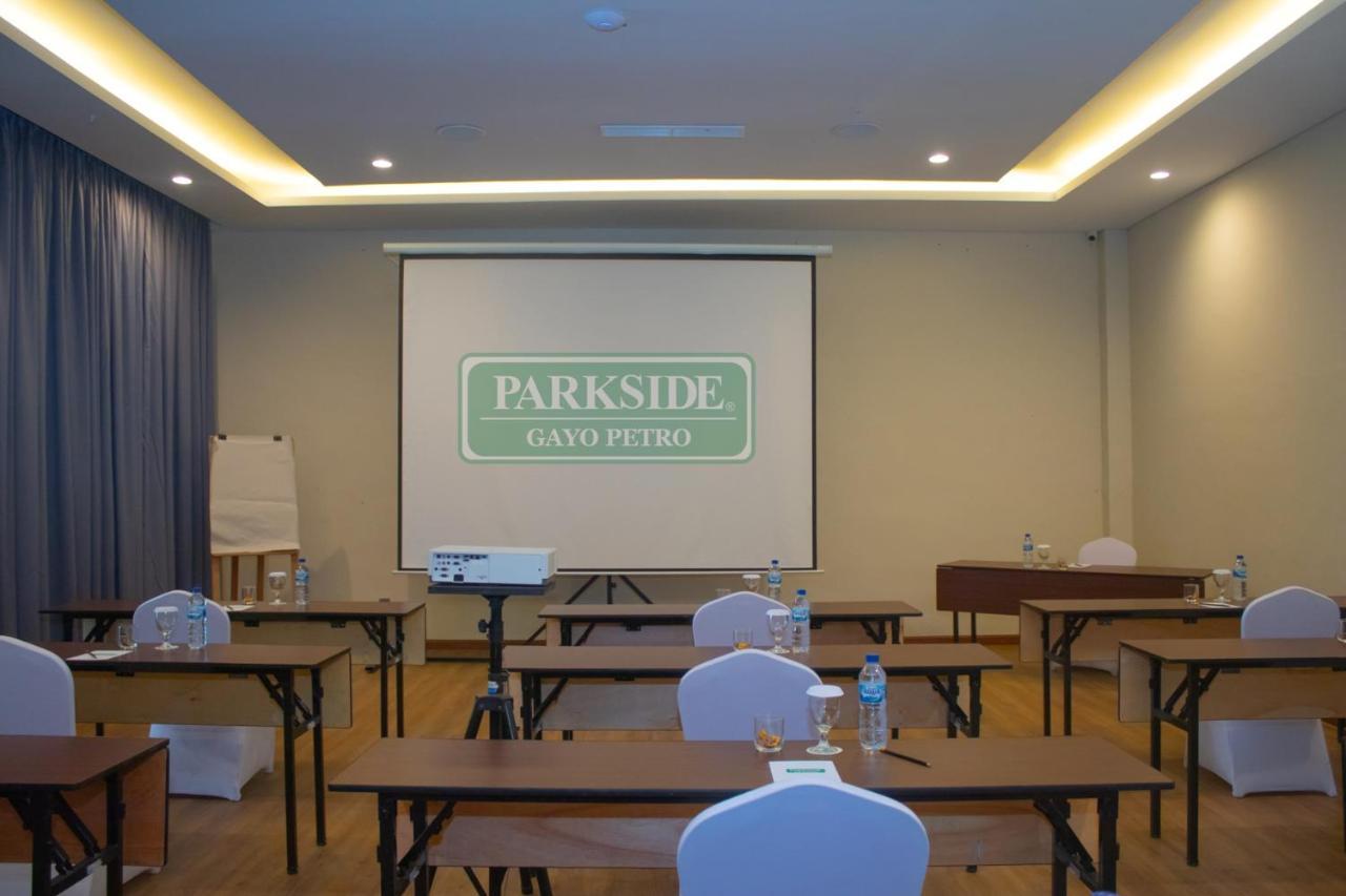 Parkside Gayo Petro Hotel Takengon Εξωτερικό φωτογραφία