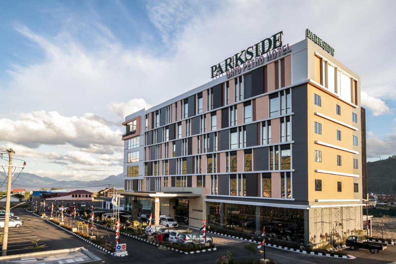 Parkside Gayo Petro Hotel Takengon Εξωτερικό φωτογραφία